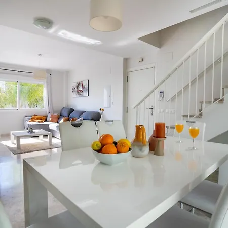 2Bdr Penthouse, Los Naranjos, W/Pool, 2Km P.Banus Marbella Exterior photo