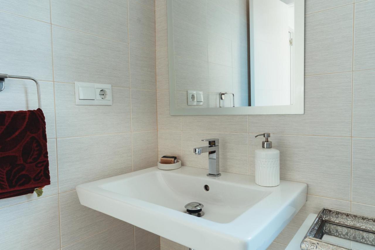 2bdr Penthouse, Naranjos, W/pool, 2km P.banus Apartament